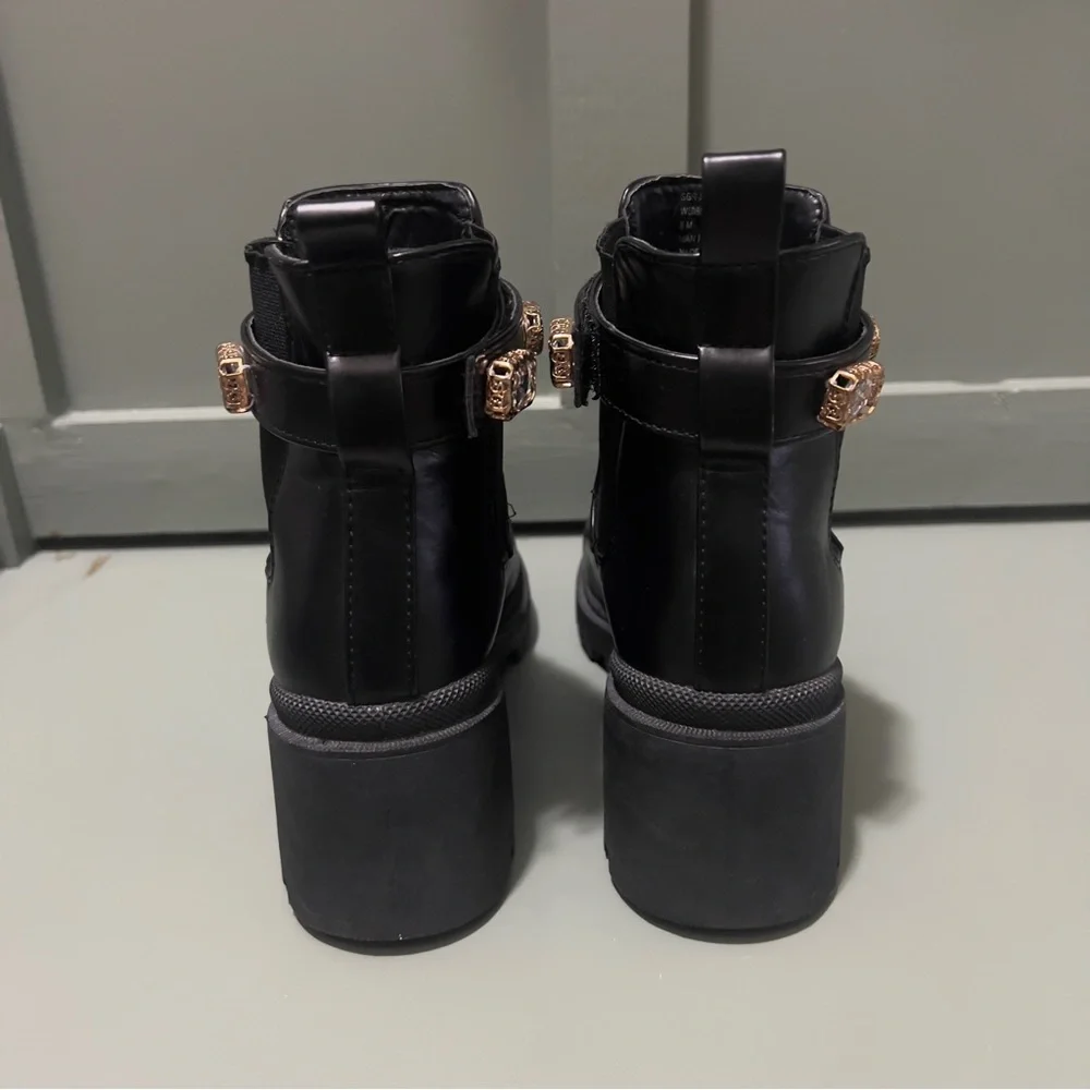 SUGAR Black Chelsea Boots with optional Rhinestone Embellishments size 8 - Picture 4 of 8